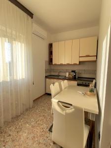 Kuchyň nebo kuchyňský kout v ubytování B&B I Candelieri