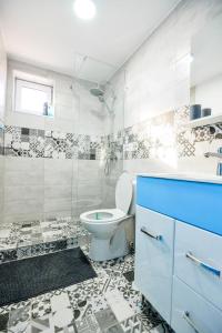 Bilik mandi di Casa Feodor