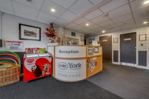 a room with a reputation yorkmarketknifeagents sidx sidx sidx sidx at Stableside Hostel at York Racecourse in York