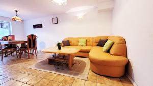 Posezení v ubytování Ferienwohnung Eichenweg - Wohnung I