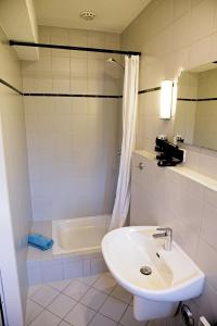 Ein Badezimmer in der Unterkunft Boardinghouse Steinen