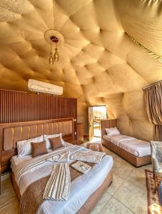 Posezení v ubytování Desert relax camp + 37 fotografií