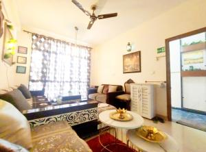 Χώρος καθιστικού στο Exclusive Floor on Manali Expressway for Family