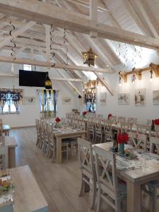 Reštaurácia alebo iné gastronomické zariadenie v ubytovaní Beck's Borveranda Palkonya