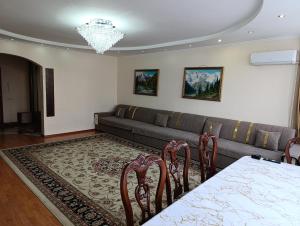 Χώρος καθιστικού στο улица Гоголя 2 Апартаменты 180 метров