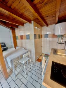 Central Studio - Alsace Lorraine & Train station - Prime Location Near All Amenities 주방 또는 간이 주방