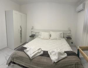 Postel nebo postele na pokoji v ubytování villa linda 17B + 17 fotografií