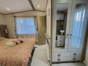 Gallery image of Sunset View, Dog Friendly, Free Hoburne Passes in South Cerney