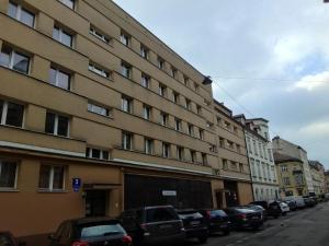 Budova, v ktorej sa apartmán nachádza