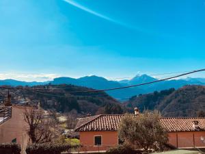 a view of the mountains from our house at Porta a Piastri Apartment in Coreglia Antelminelli