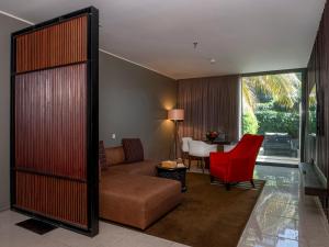 Noom Hotel Dakar Sea Plaza, a member of Radisson Individuals的休息区