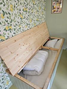 Postel nebo postele na pokoji v ubytování Pärlan Blåbäret + 13 fotografií