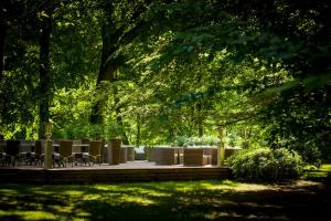 Ogród w obiekcie Pałac Ciekocinko Hotel Resort & Wellness