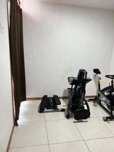 Fitness centrum a/nebo fitness zařízení v ubytování Comfort apartment Montenovo + 7 fotografií