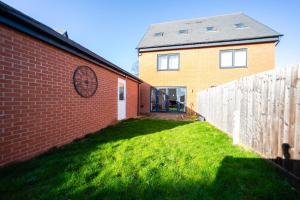 Budova, kde se prázdninový dům nachází