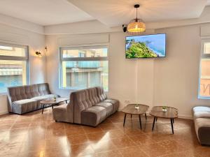 Μια τηλεόραση ή/και κέντρο ψυχαγωγίας στο Hotel LM