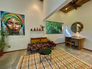 Voodi või voodid majutusasutuse Satta Lodge toas