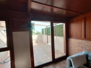 Balkón nebo terasa v ubytování Adosado 160 metros, proximo a la playa y muy espacioso