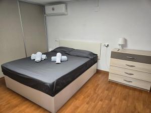 Postel nebo postele na pokoji v ubytování Chalet con piscina LUA HOME
