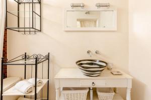 Ένα μπάνιο στο Ostuni trullo di charme