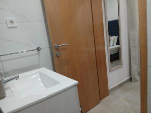 Bagno di Charming House Tarrafal