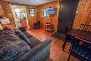 Köök või kööginurk majutusasutuses Triple R Cottages- 3 cabin