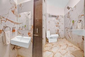 Townhouse Hotel O Benchmark的一间浴室