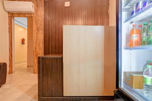 Townhouse Hotel O Benchmark的厨房或小厨房