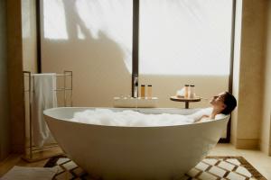 Bilik mandi di One&Only The Palm Dubai