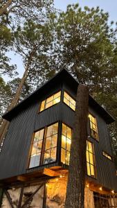 Budova, kde se chata nachází