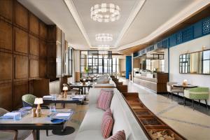 Posezení v ubytování Hotel Indigo Jabal Akhdar Resort & Spa by IHG + 25 fotografií