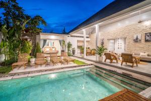 Πισίνα στο ή κοντά στο Tropicasa 2 by Bali Villa Solutions