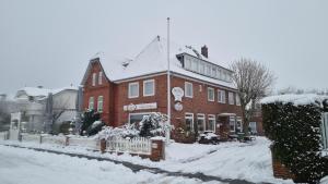 Hotel-Cafe-Lindow v zimě