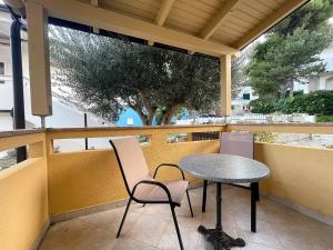 Balkón alebo terasa v ubytovaní Apartments Capic Z