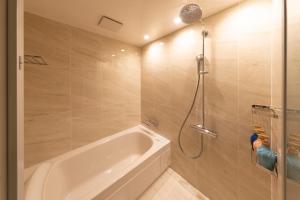 Hotel Springs Makuhari Premier的一间浴室