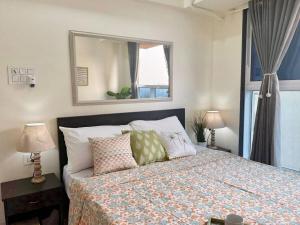 Postel nebo postele na pokoji v ubytování Sheetal Vaibhav 902