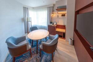 Hotel Springs Makuhari Premier的厨房或小厨房