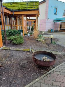 Сад в Apartmány za Plotem