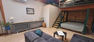 Зображення з фотогалереї помешкання Apartmány za Plotem у місті Єсеник