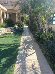 Un jardín fuera de Villa, Netanya