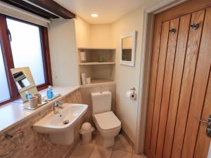 Koupelna v ubytování Jasmine Cottage + 22 fotografií