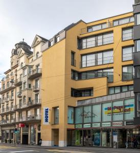 Budova, kde se hotel nachází
