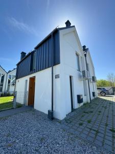 Budova, kde se prázdninový dům nachází