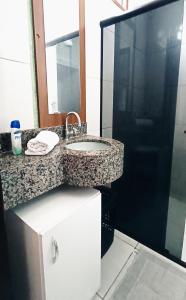Ένα μπάνιο στο Casa Azul - 6 pessoas, pet friendly +13 φωτογραφίες