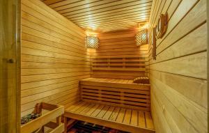 Fotografie z fotogalerie ubytování Stunning Home In Magliolo With Sauna v destinaci Magliolo