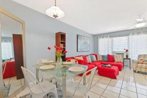 Χώρος καθιστικού στο BEACH BLUE HAVEN walk 2 beach