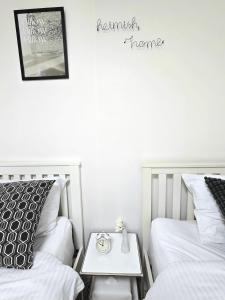 Ένα ή περισσότερα κρεβάτια σε δωμάτιο στο Rinn Stay - Bongcheon Station, Seoul National Uni, Airport Bus +35 φωτογραφίες