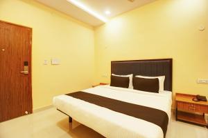 Afbeelding uit fotogalerij van Collection O MINT PARK HOTEL in Bālānagar +31 foto's