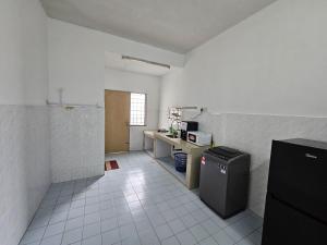 Kuchyň nebo kuchyňský kout v ubytování Sunrise Hostel + 25 fotografií