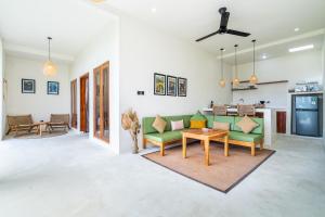 Køkken eller tekøkken på 2 Bedroom Mediterranean Villa with Private Pool & Paddy view, Canggu